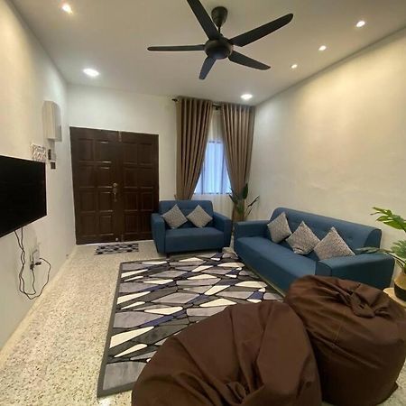 The Lawo Homestay Kuala Terengganu Exterior photo
