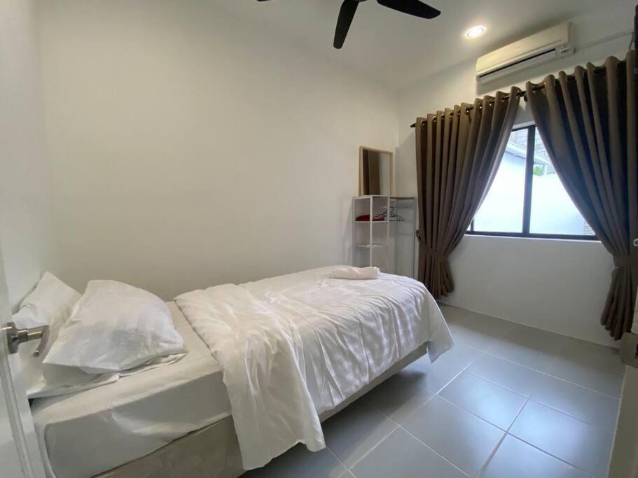 The Lawo Homestay Kuala Terengganu Exterior photo